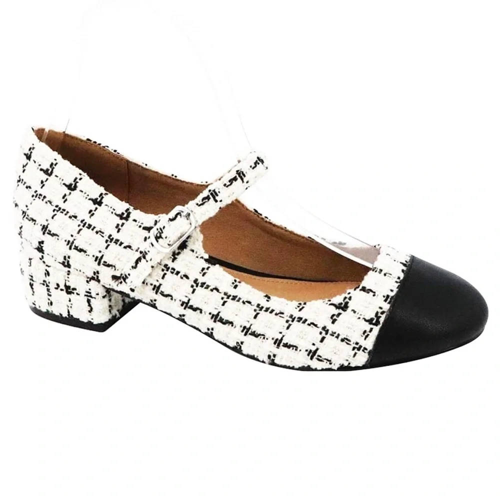 Elegant Black & White Tweed Mary Jane Block Heels - Picture 1 of 2